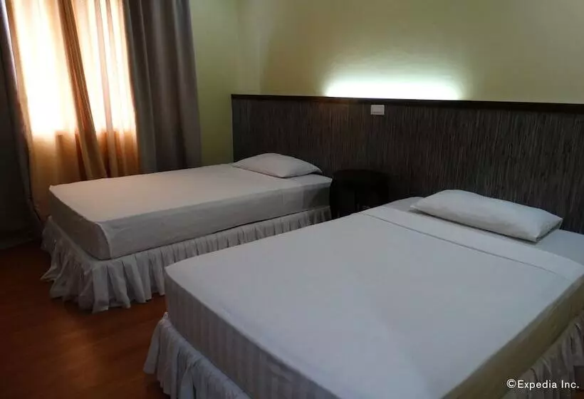 هتل Panda Tea Garden Suites