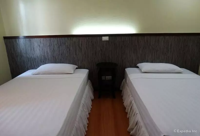 هتل Panda Tea Garden Suites