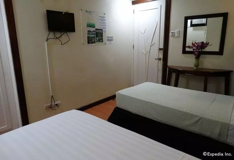 هتل Panda Tea Garden Suites