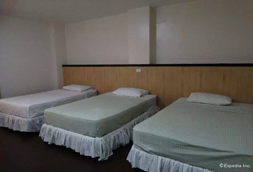 هتل Panda Tea Garden Suites