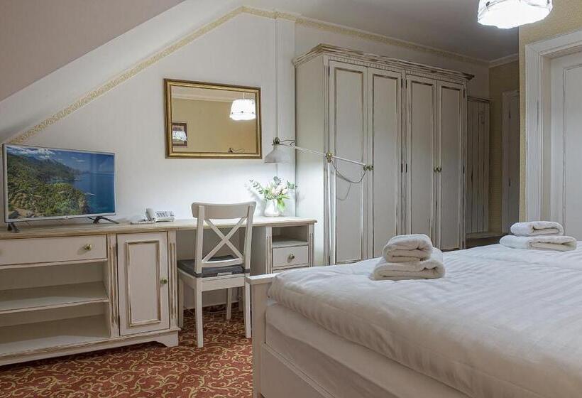 فندق Pod Bránou