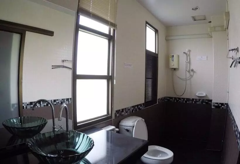 هتل The Old Palace Resort Klong Sa Bua