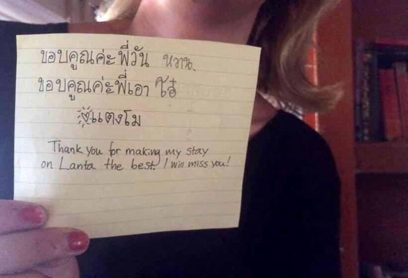 Non La Mer Hostel Bed & Yoga