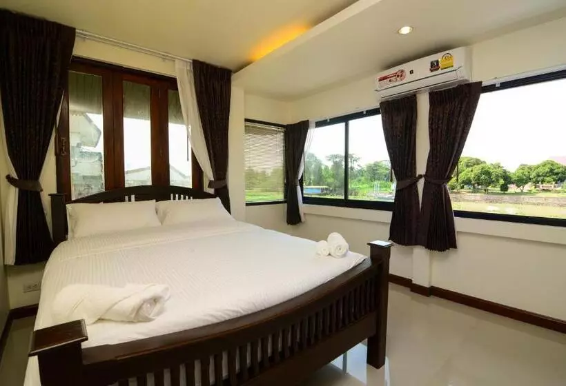ペンション Ban U Thong Accommodations