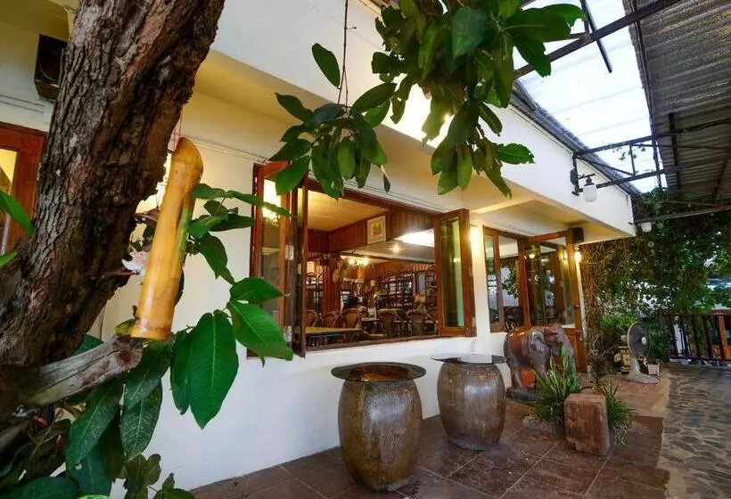 ペンション Ban U Thong Accommodations