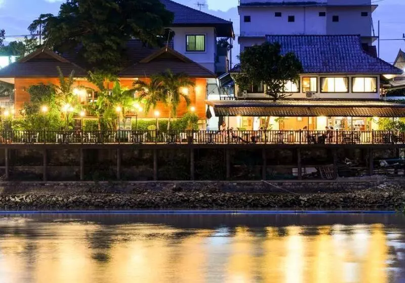 ペンション Ban U Thong Accommodations