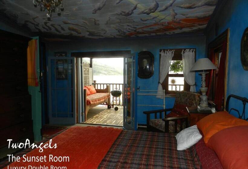 پانسیون Twoangels