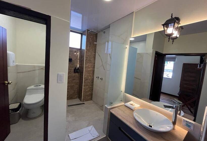 호스텔 Friends Hotel & Rooftop   Historic Center & Museums