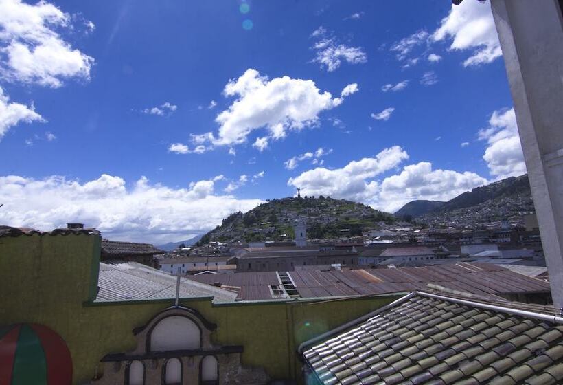 호스텔 Friends Hotel & Rooftop   Historic Center & Museums