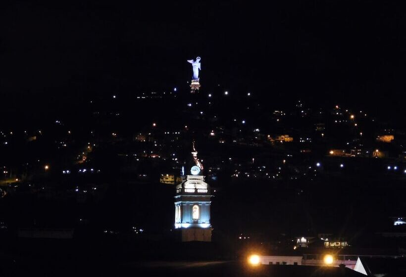 호스텔 Friends Hotel & Rooftop   Historic Center & Museums