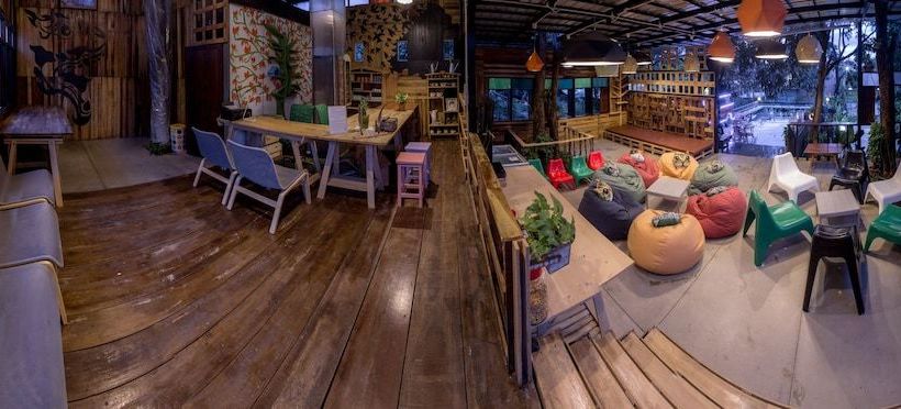 Baan Peang Por Hostel Koh Lipe