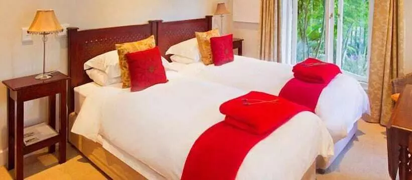 تختخواب و صبحانه Apple And Spice Guest House
