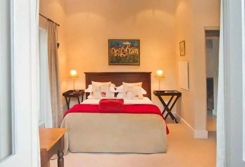 تختخواب و صبحانه Apple And Spice Guest House