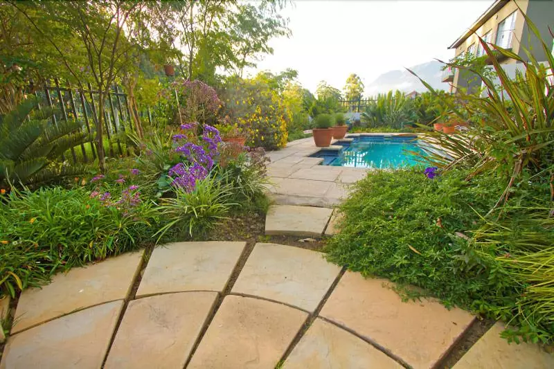 تختخواب و صبحانه Apple And Spice Guest House