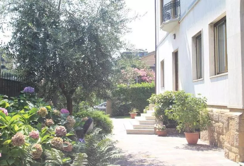 تختخواب و صبحانه Stay Bergamo