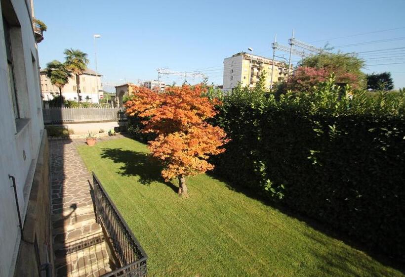 تختخواب و صبحانه Stay Bergamo