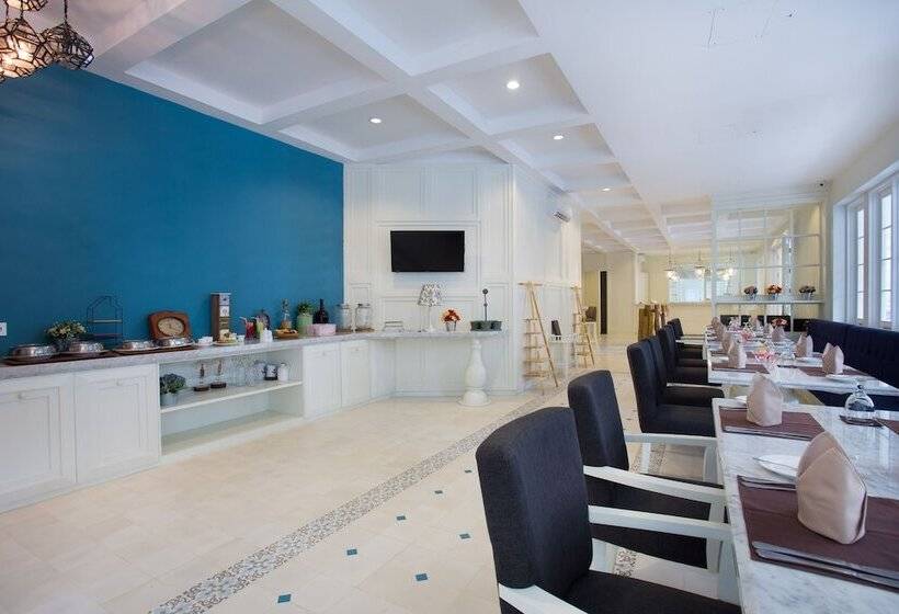 Amalfi Hotel Seminyak