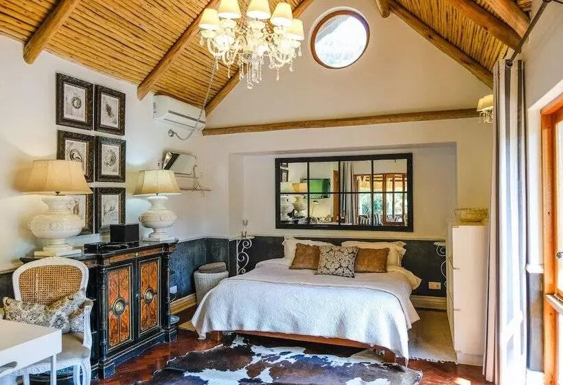 هتل Amanzi Lodge
