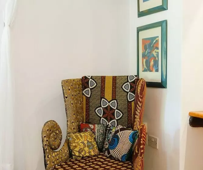 هتل Amanzi Lodge