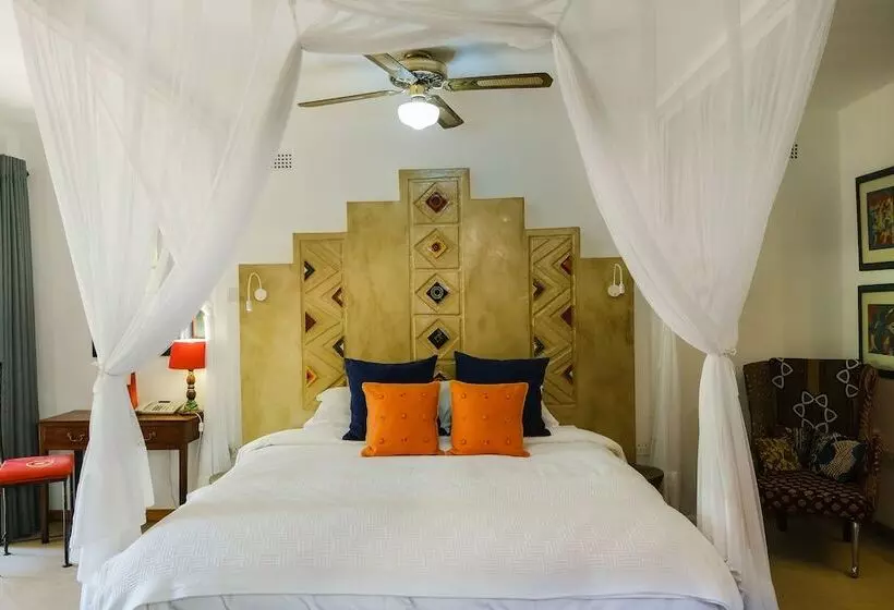 هتل Amanzi Lodge