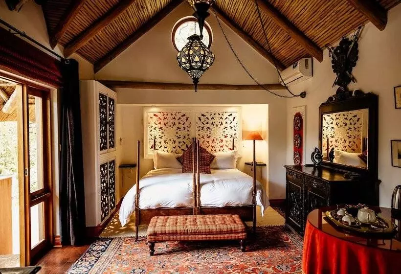 هتل Amanzi Lodge
