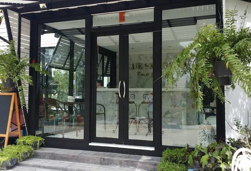 בית מלון כפרי Blue Sky Villa Khao Yai