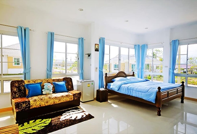 בית מלון כפרי Blue Sky Villa Khao Yai