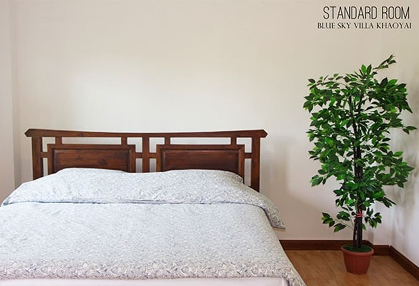 בית מלון כפרי Blue Sky Villa Khao Yai