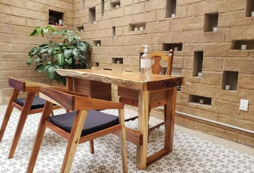 هتل Casa Carmen