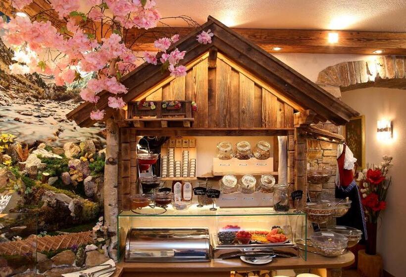 هتل Eder Michaela