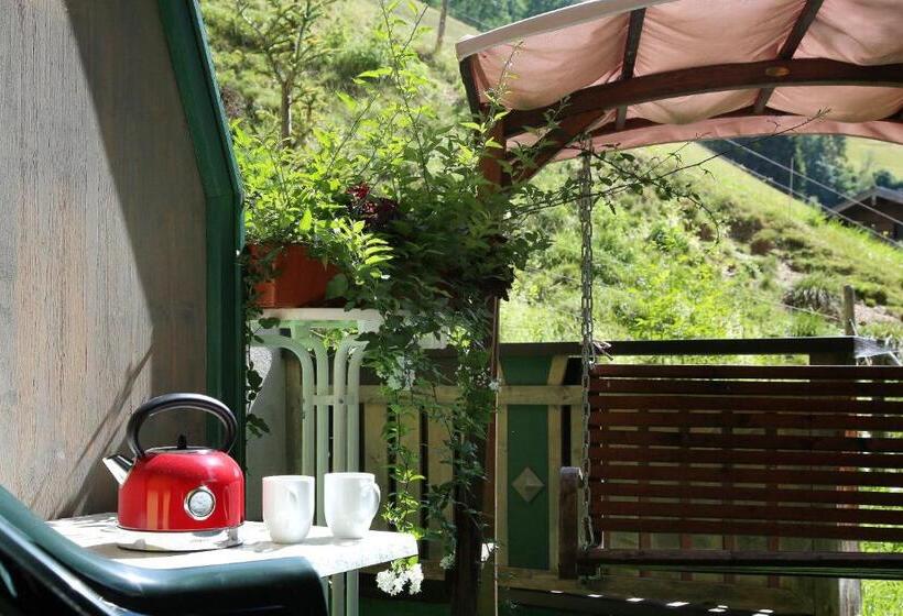 هتل Eder Michaela