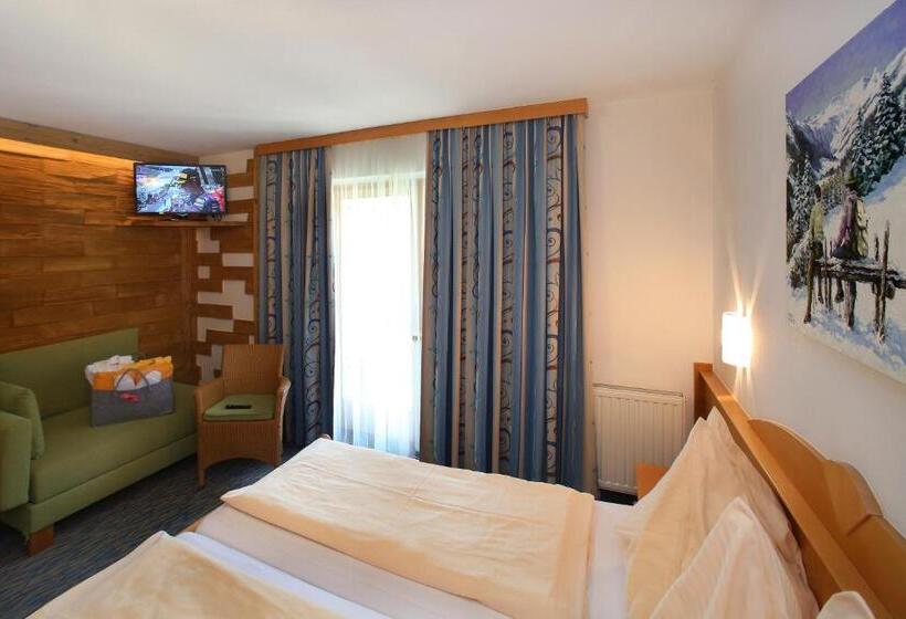 هتل Eder Michaela