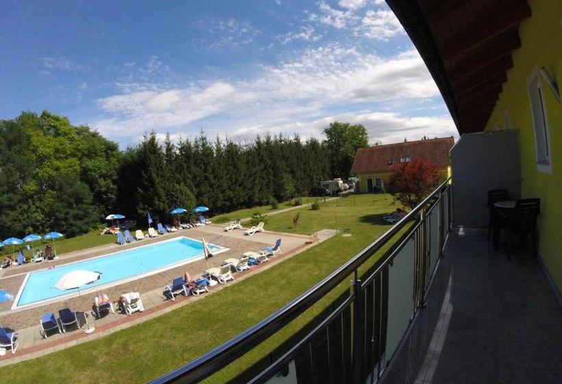 فندق Gasthof Zum Lindenhof