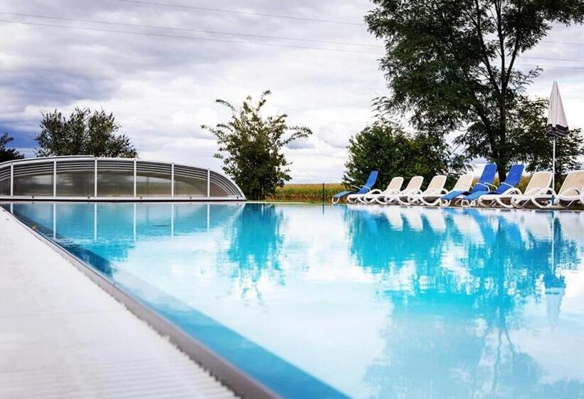 فندق Gasthof Zum Lindenhof