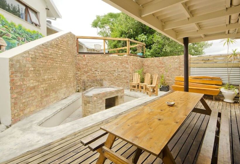 בית מלון כפרי Island Vibe Knysna