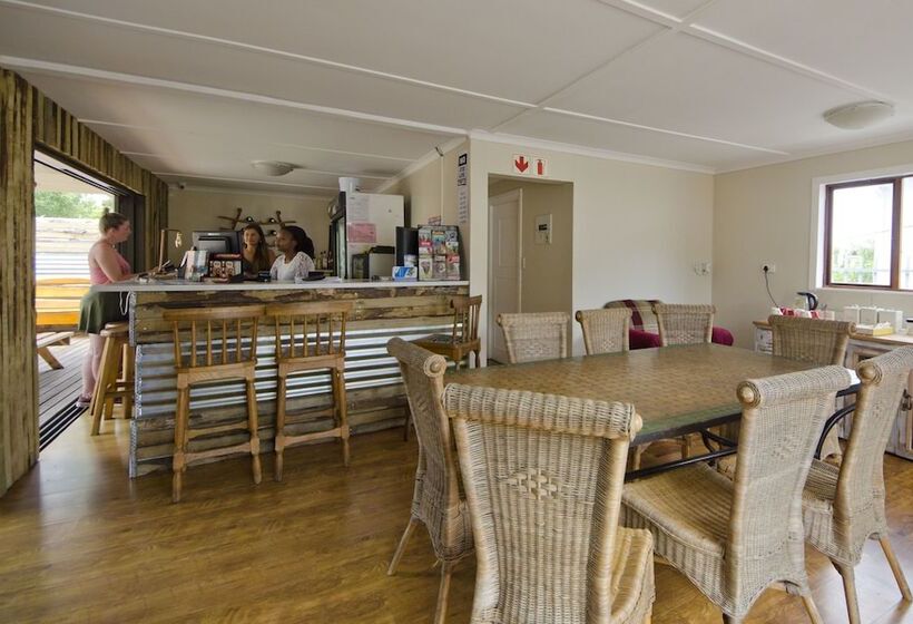 בית מלון כפרי Island Vibe Knysna