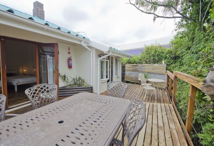 בית מלון כפרי Island Vibe Knysna