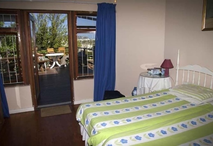 בית מלון כפרי Island Vibe Knysna