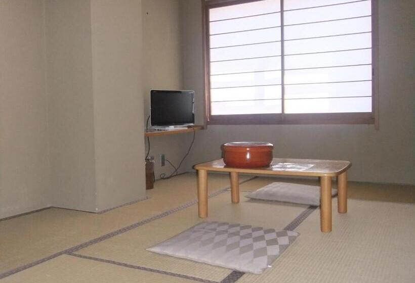 فندق Kawaguchiko Station Inn