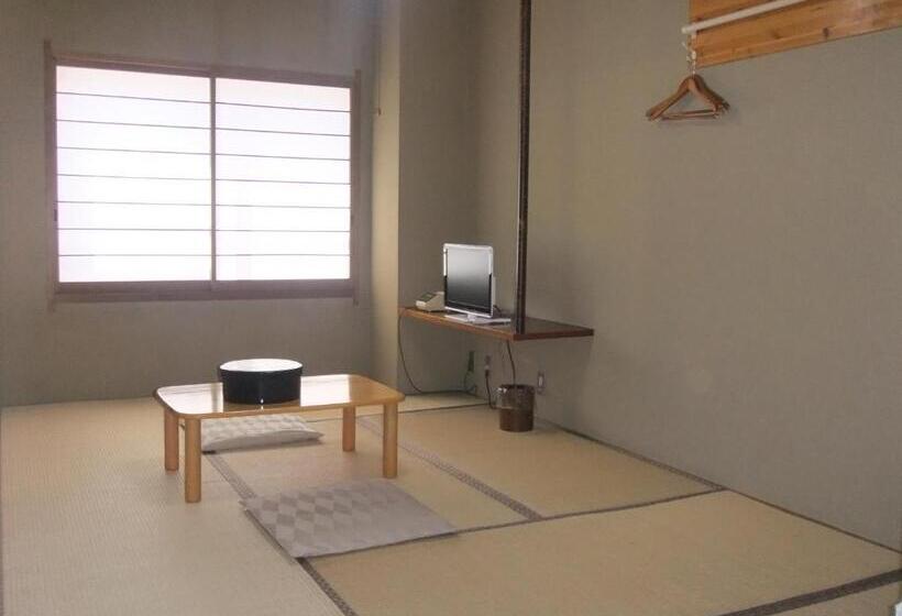 فندق Kawaguchiko Station Inn