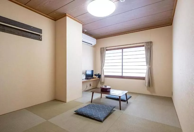 هتل Kawaguchiko Station Inn