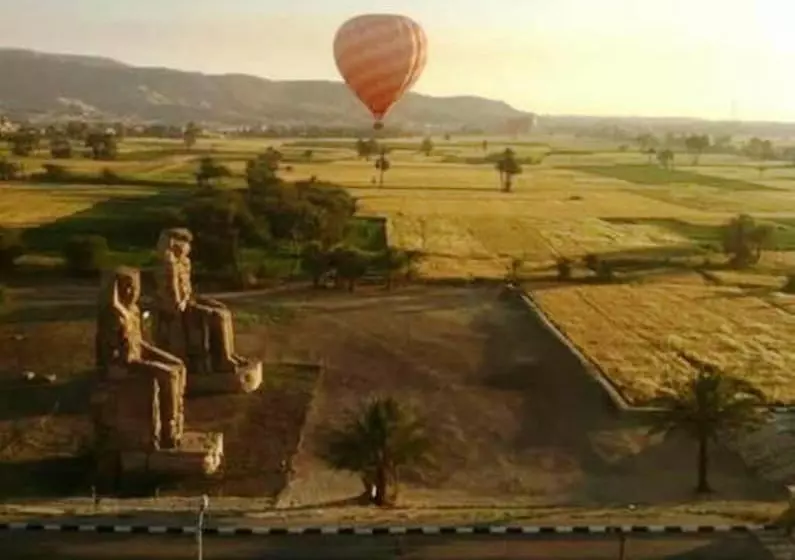هتل Nile Compound
