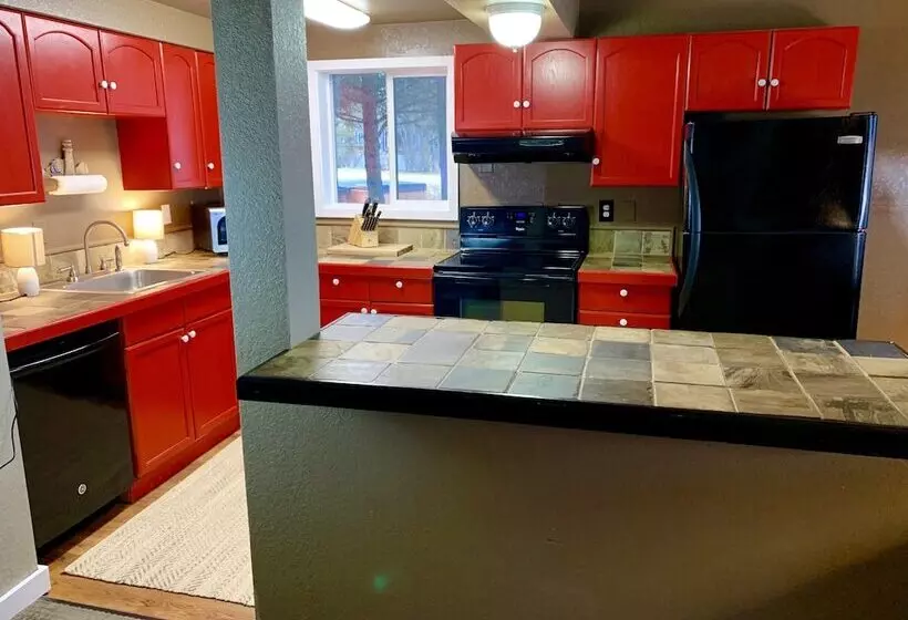 ホテル Ocean House Inn & Condos