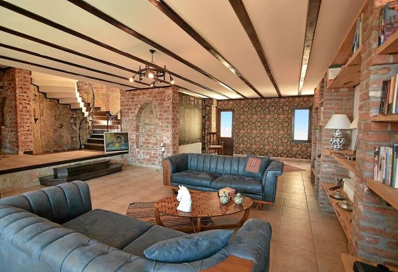 בית מלון כפרי Papazlıkhan