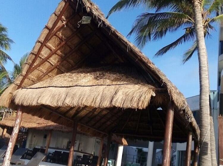 ホテル Playa Maya By Mij Beachfront