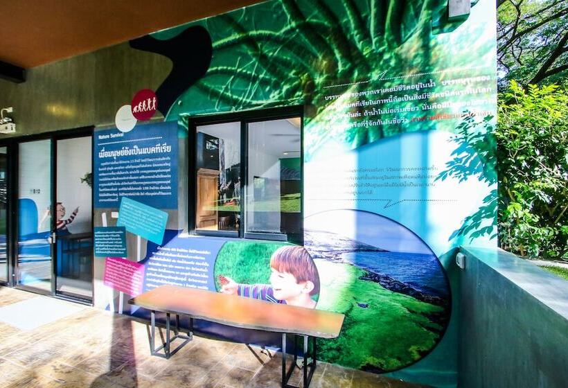 בית מלון כפרי Rain Tree Khao Yai