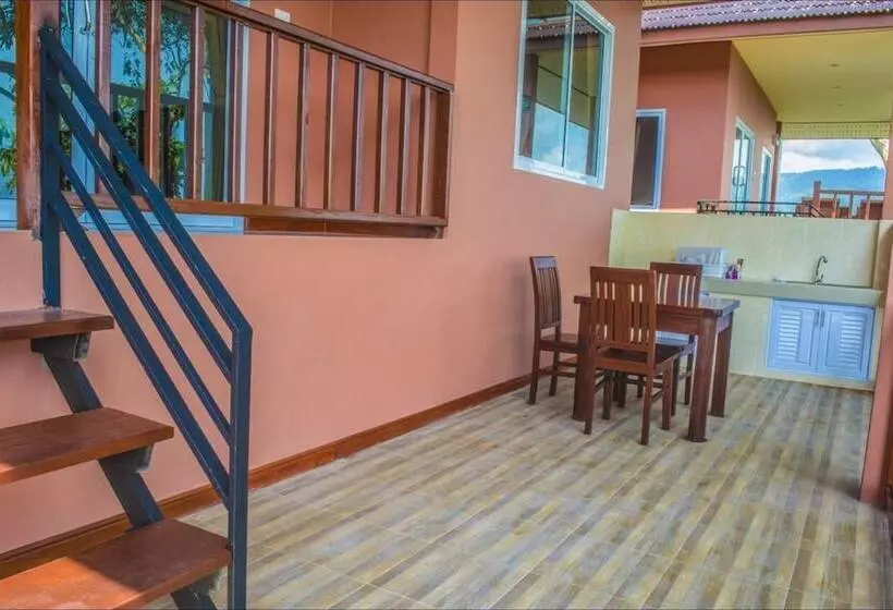 هتل The Fisherman's Chalet