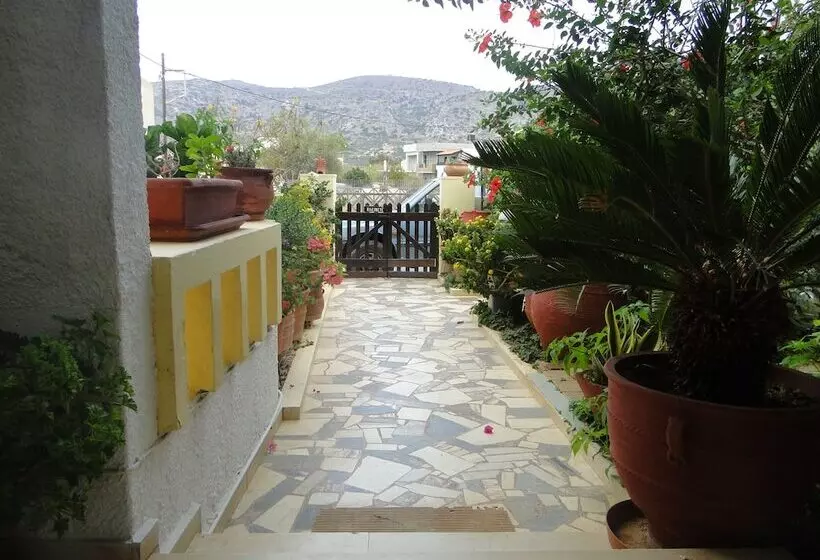 Paradise Inn