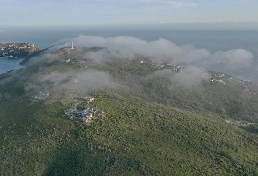 פנסיון Alkira Lodge