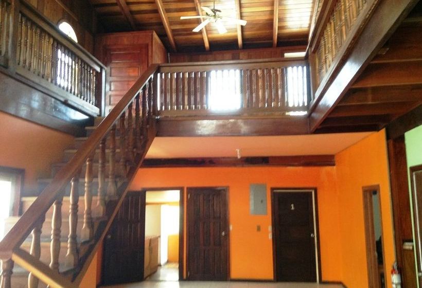 بنسيون Amelia Guest House